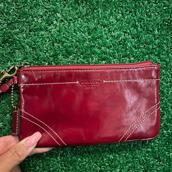 Coach Handbags - Coach Vintage Patent Leather Wristlet